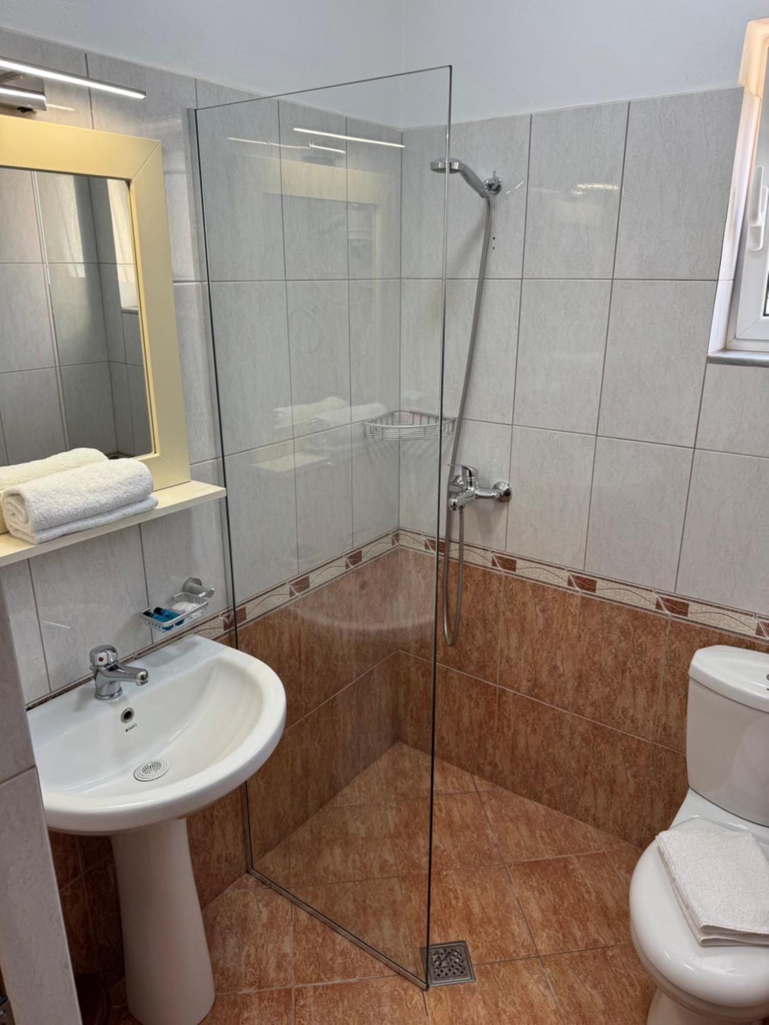 Villa Bushi Ksamil Bagian luar foto
